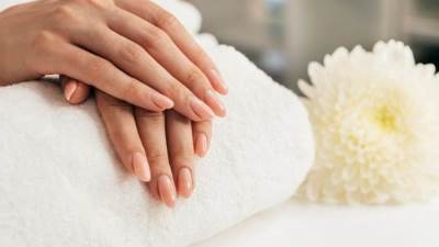  فوائد زيت الليمون للأظافر.. أفضل خلطات مفيدة وسهلة