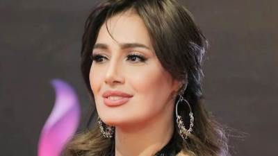 حلا شيحة تعتذر لجميع فناني مصر خلال لقائها مع أشرف زكي