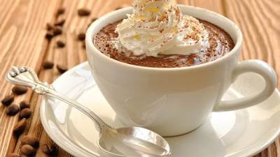 طريقة عمل المهلبية بالقهوة والكريمة