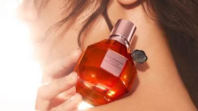 جديد من فيكتور آند رولف Viktor & Rolf.. عطر Flowerbomb Tiger Lily