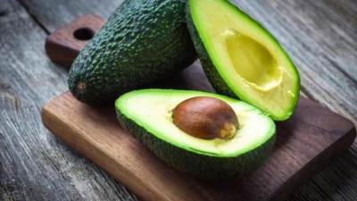 فواكه تحتوي على نسبة عالية من البروتين