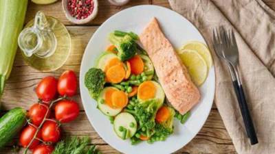 10 أطعمة تعزز صحة الجهاز الهضمي