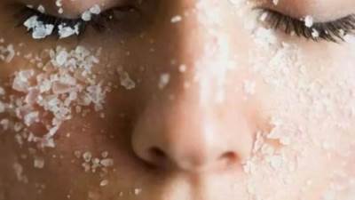 فوائد الملح الخشن لصحة ونضارة البشرة