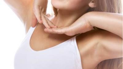 وصفات منزلية لتفتيح المناطق الداكنة في الجسم