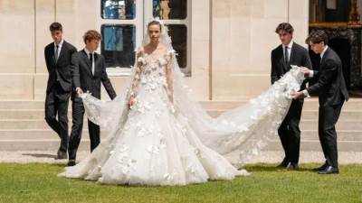 مجموعة جورج حبيقة من الأزياء الراقية لخريف 2025