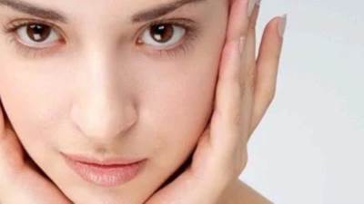 ما هي أفضل طرق التخلص من شعر الوجه؟