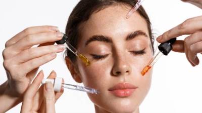 فيتامين سي للبشرة.. كيف يعمل؟ ونصائح لتطبيقه