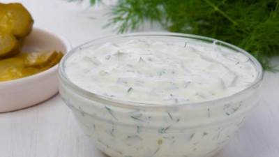 طريقة عمل صوص الشبت للسلطات