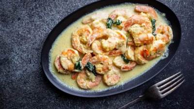 طريقة عمل الجمبري بالكاري وكريمة الطهي