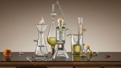 عطر فرا فرا فروم من تشكيلة "بوشنز آند ريميديز" من بنهاليغونز Penhaligon's