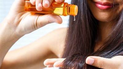 7 زيوت تعالج تقصف وتساقط الشعر