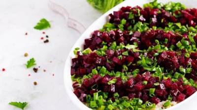 طريقة عمل سلطة البنجر والبقدونس