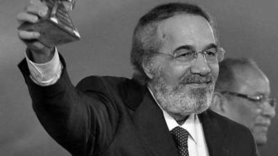 كيف أحيت أسرة الفنان محمود ياسين ذكراه الرابعة؟