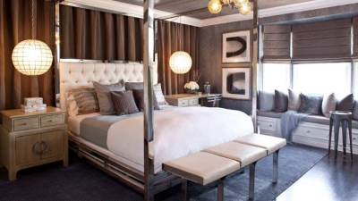 8 أفكار مميزة لإضاءة السرير الجانبية في غرفة النوم