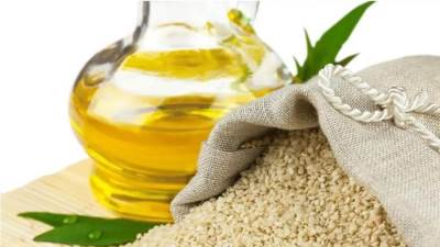 فوائد زيت السمسم الصحية والعلاجية