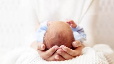 7 علامات طبيعية عند الرضع لا تستدعي قلق الأمهات