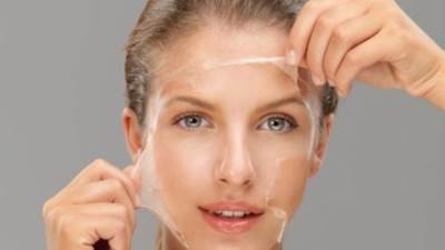 هل التقشير يؤثر على البشرة الحساسة؟