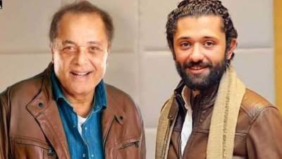 كريم محمود عبد العزيز يحيي الذكرى الثامنة لرحيل والده