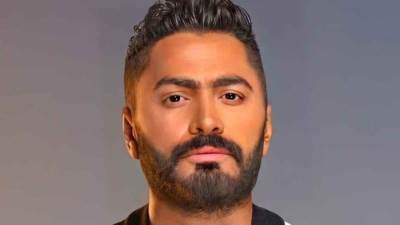تامر حسني يلجأ للقضاء بسبب منشور مزيف