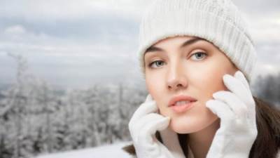 أفضل منتجات العناية بالبشرة الجافة في الشتاء