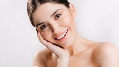 نصائح وخطوات لتعزيز إشراقة بشرتك