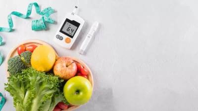 8 أطعمة تناولها يوميًا للسيطرة على السكري