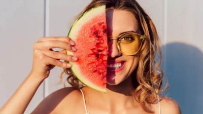 تعرفي على فوائد البطيخ لبشرتك