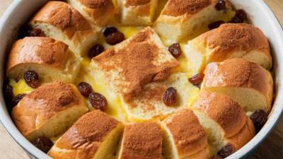 طريقة عمل بودينغ الخبز والزبدة في المنزل