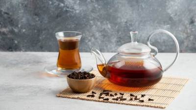 فوائد تناول شاي القرنفل بعد الوجبات