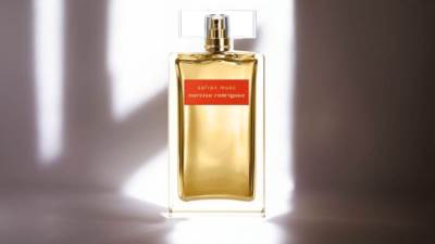 تألقي بـ عطر Safran Musc Eau de Parfum Intense من نارسيسو رودريغيز Narciso Rodriguez