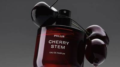 تألقي في الشتاء بعطر Phlur Cherry Stem Eau de Parfum 