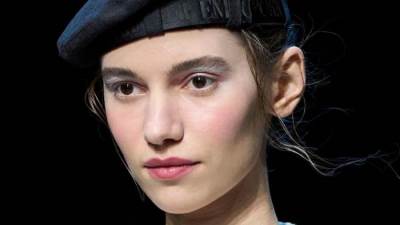 دللي بشرتكِ مع مستحضرات مستوحاة من الثلج من كيكو ميلانو