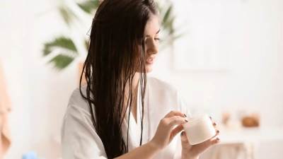 أفضل أقنعة للشعر الجاف في برد الشتاء