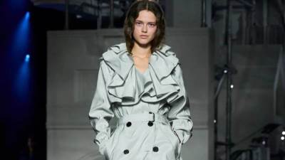 مجموعة أزياء Burberry لخريف وشتاء 2026-2027