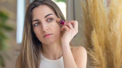 أفضل أنواع الكونسيلر الكريمي للبشرة الجافة