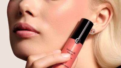 إليكِ ملوّن الخدود Luminous Silk الجديد من علامة جورجيو أرماني