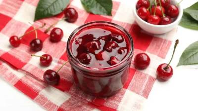 طريقة عمل مربى الكرز بمكونات منزلية بسيطة