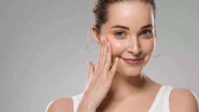 دليلك لأفضل الطرق لإزالة شعر الوجه